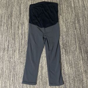 Ingrid & Isabel Womens Size Small‎ Maternity Capris Gray Full Panel Activewear